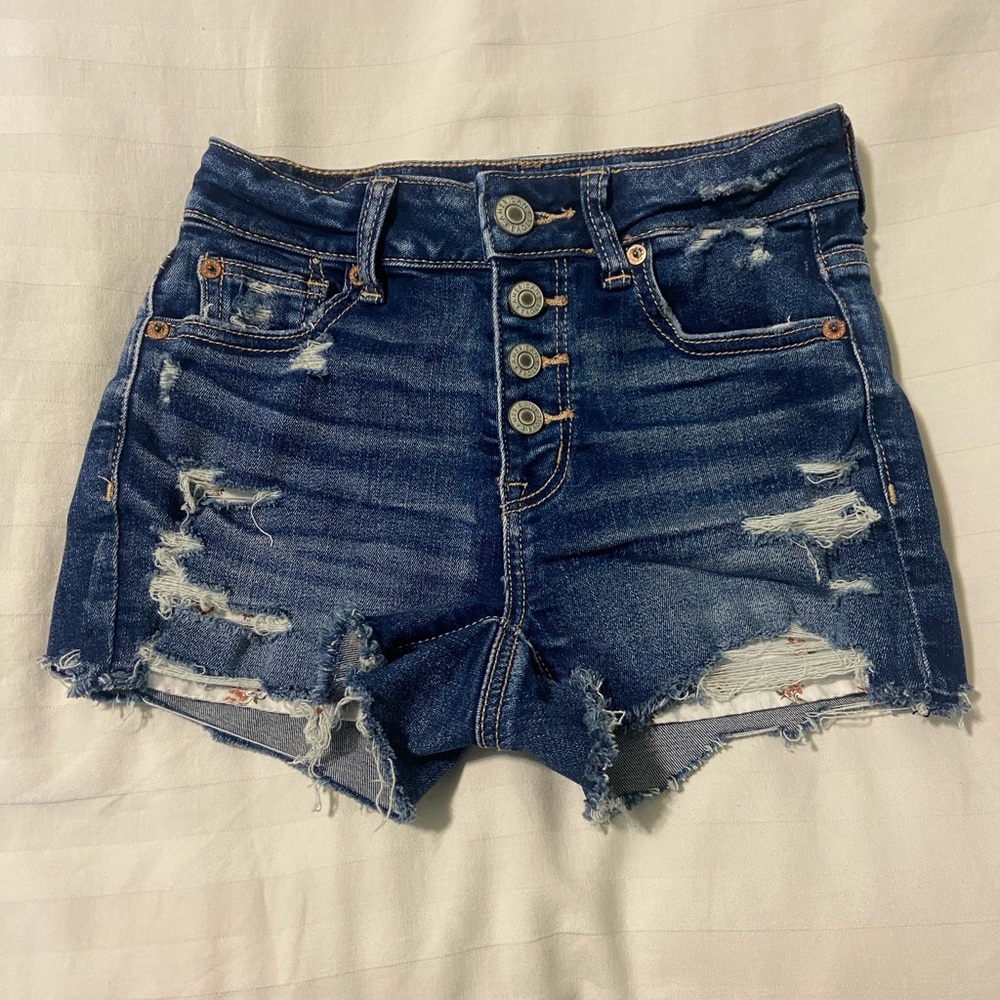 American eagle ripped jean shorts